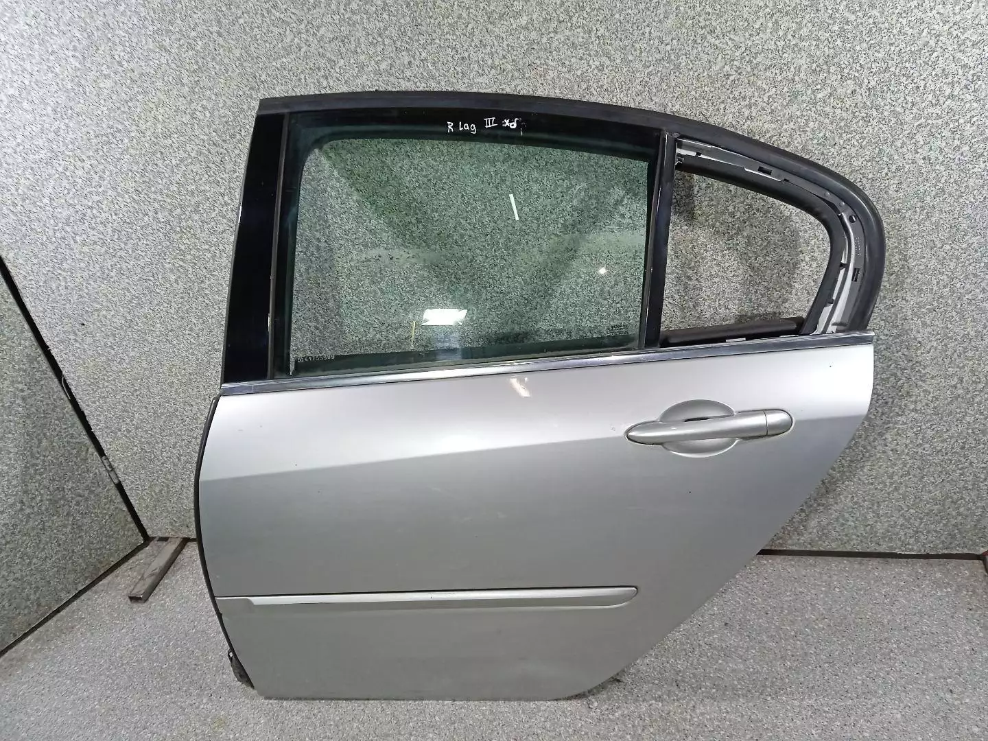 Проводка двери задней левой к Renault Laguna 2009