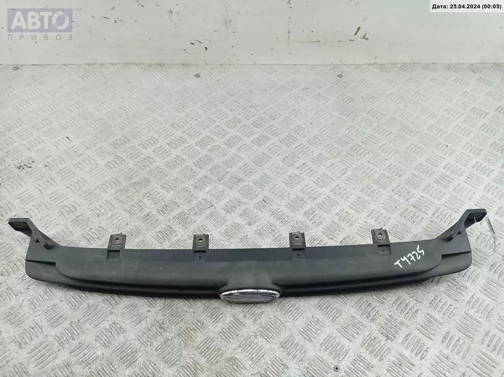 Решетка радиатора к Ford Escort 1997