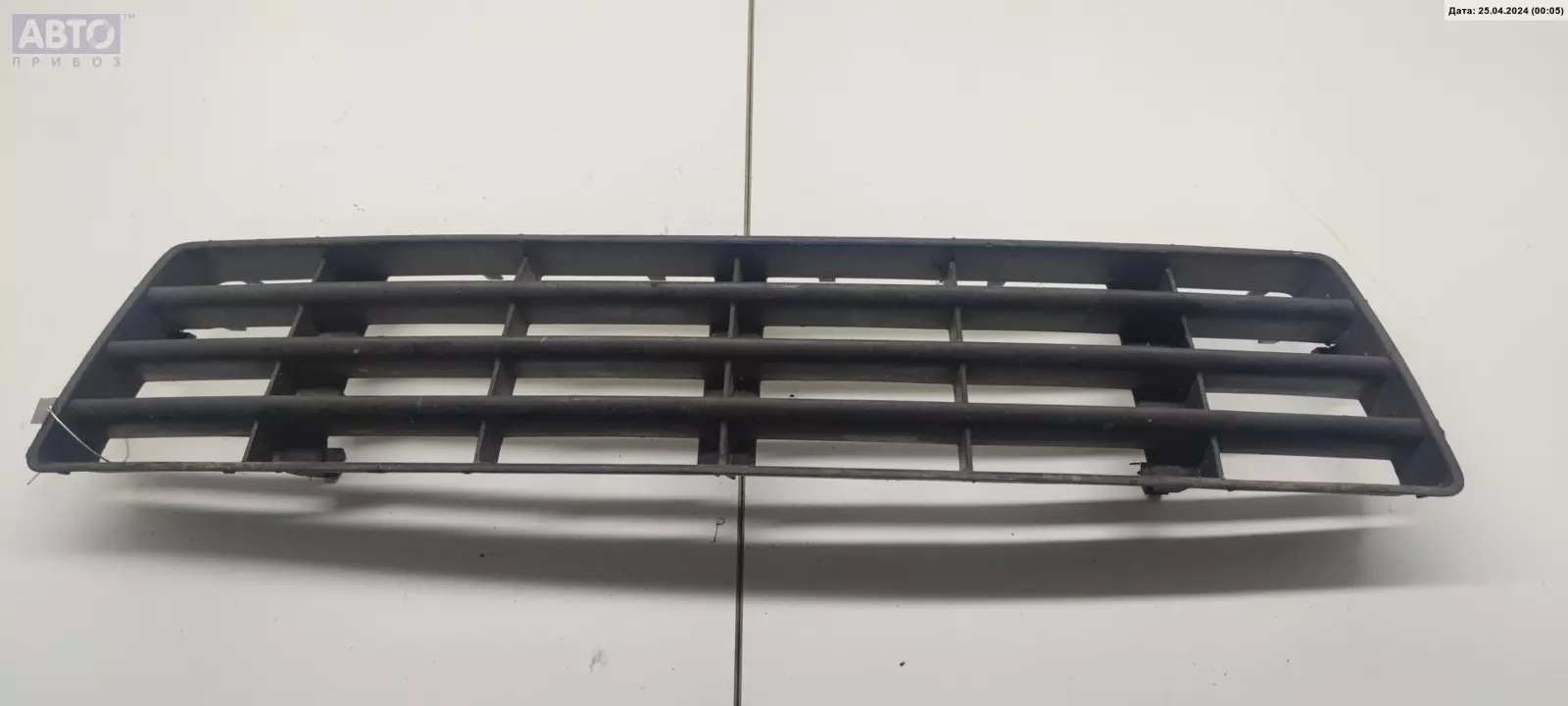 Решетка бампера к Audi A6 2000