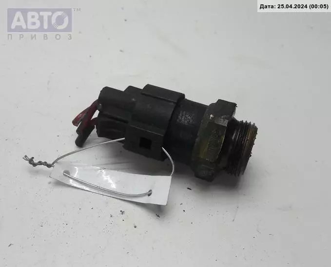 Датчик температуры к Volkswagen Passat 1996