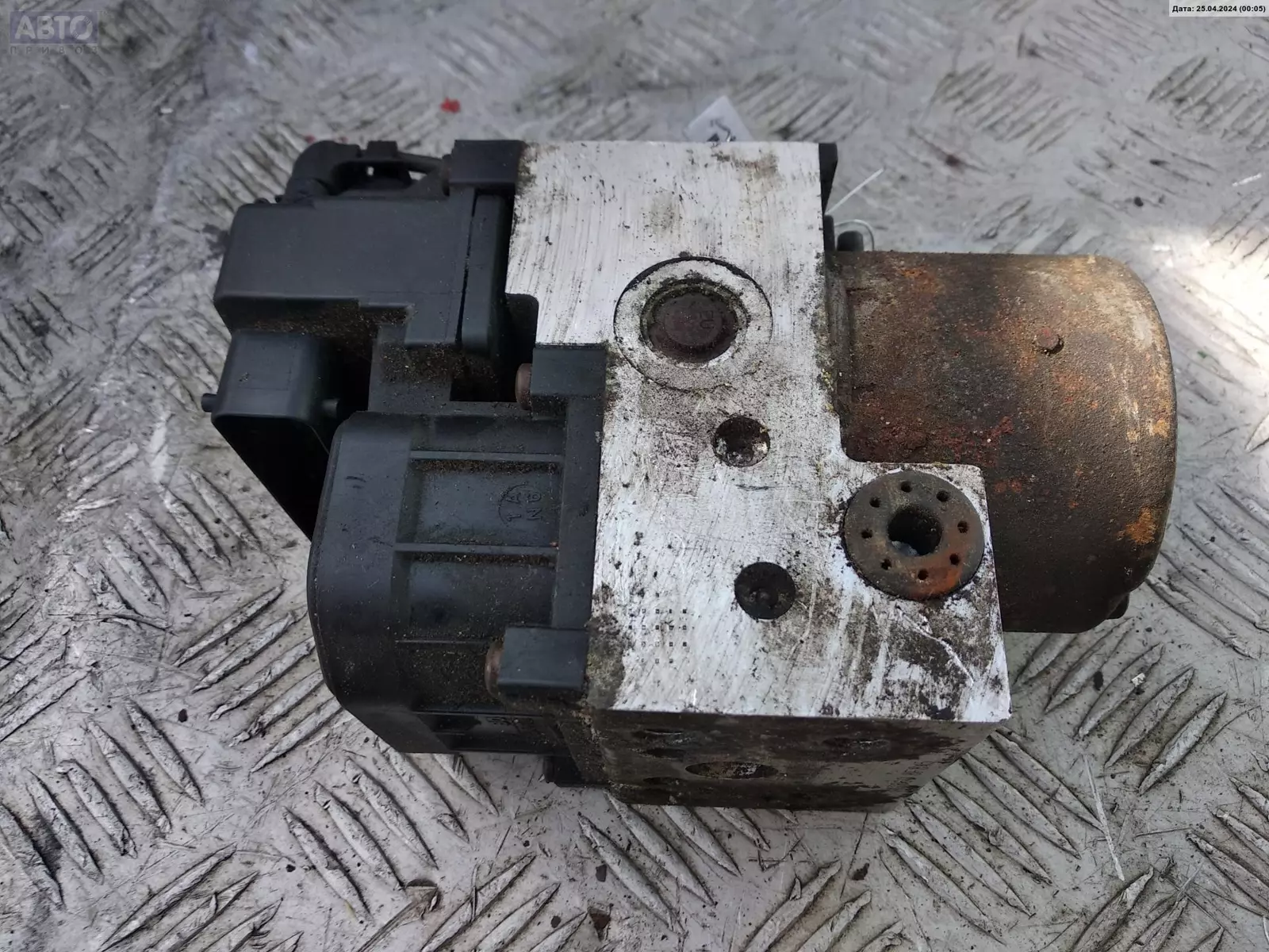 Блок ABS к Nissan Primera 1998