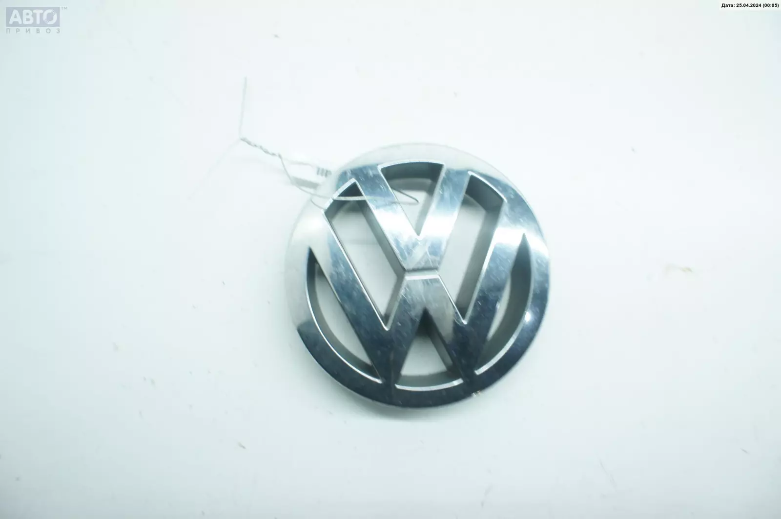 Эмблема к Volkswagen Sharan 2001