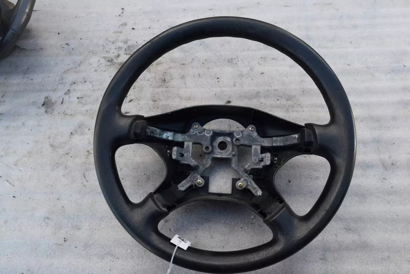 Руль к Mitsubishi Space Star 2000
