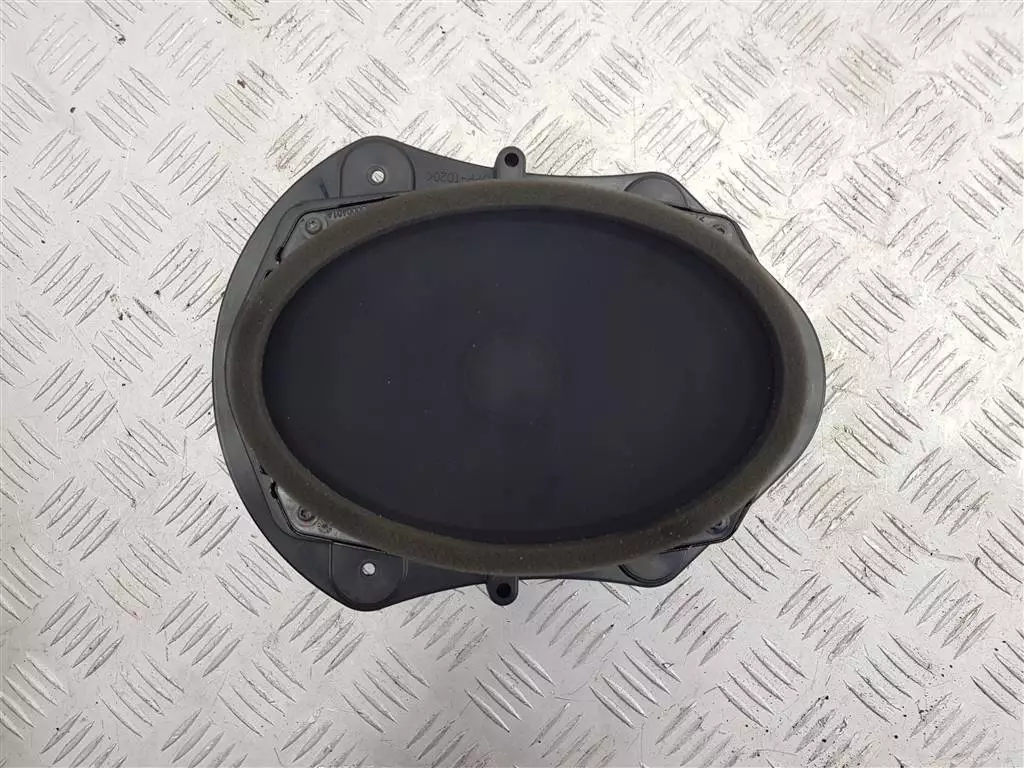 Динамик к Dodge Challenger 2016