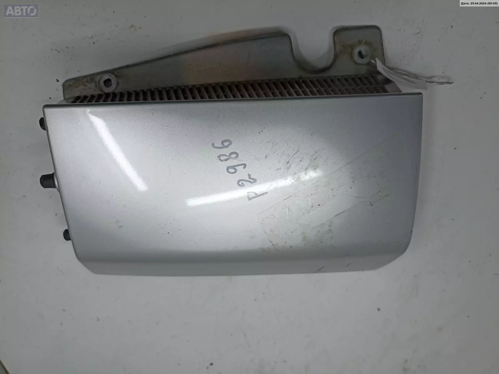 Ус под фонарь к Opel Meriva 2003