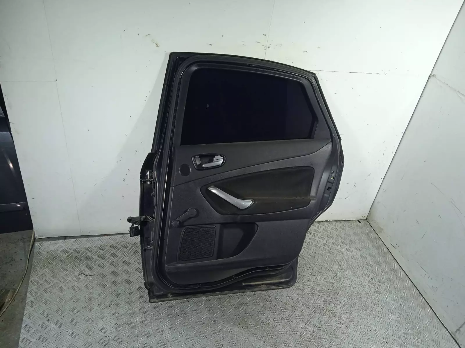 Стеклоподъемник задний правый к Ford Mondeo 2008