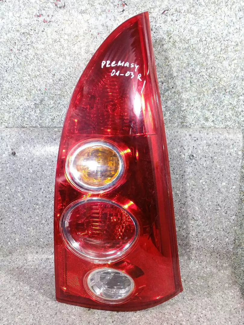 Фонарь задний правый к Mazda Premacy 2003