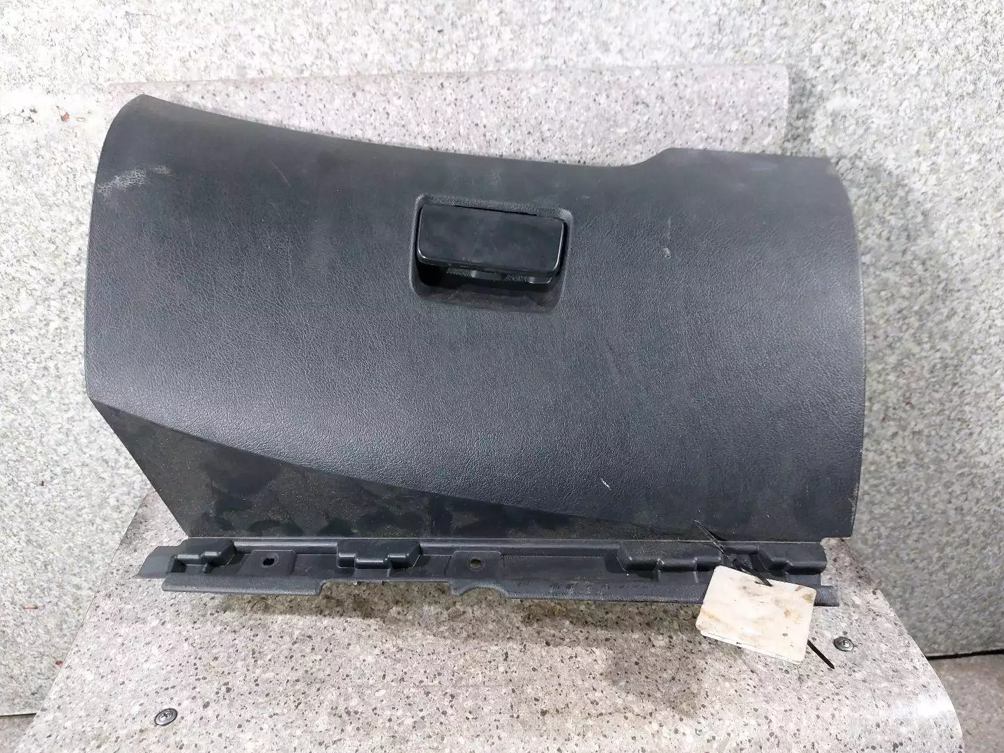 Бардачок к Peugeot 207 2008