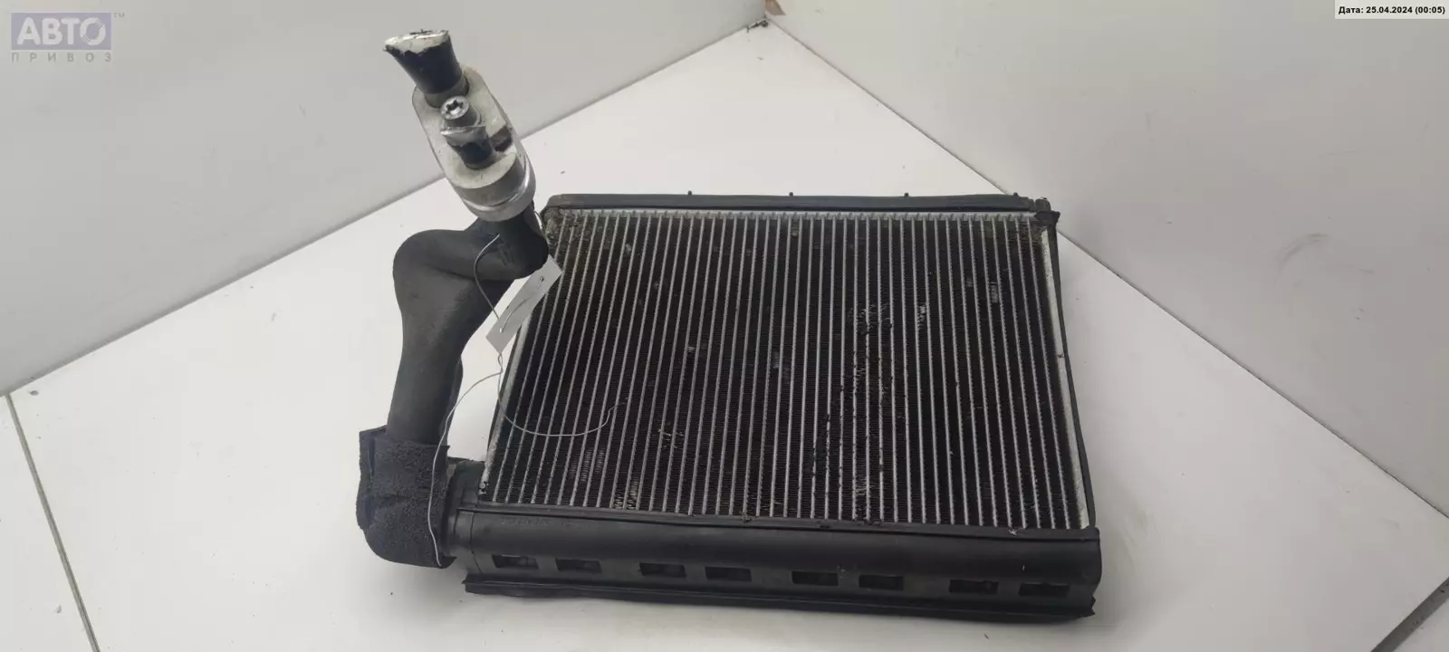 Бачок кондиционера к Audi A6 2005