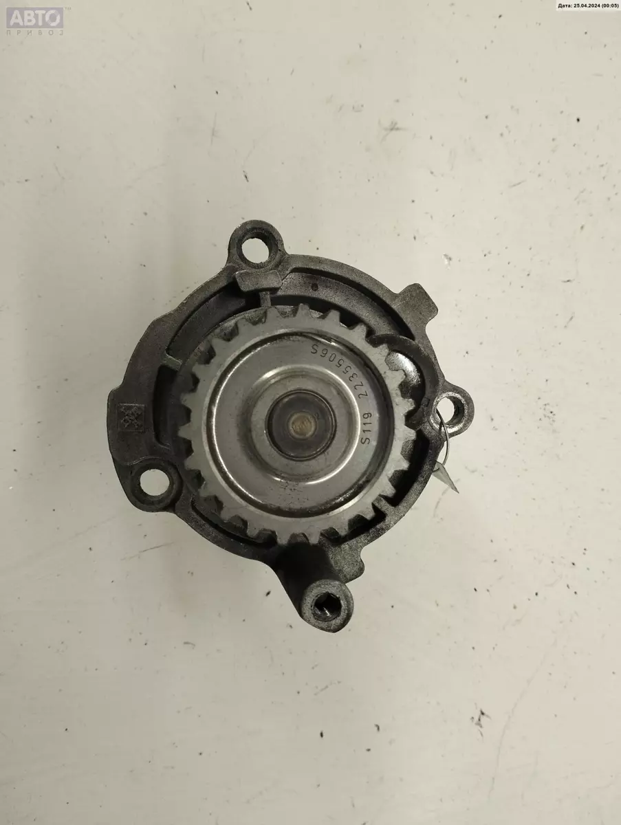 Помпа к Volkswagen Passat 2001