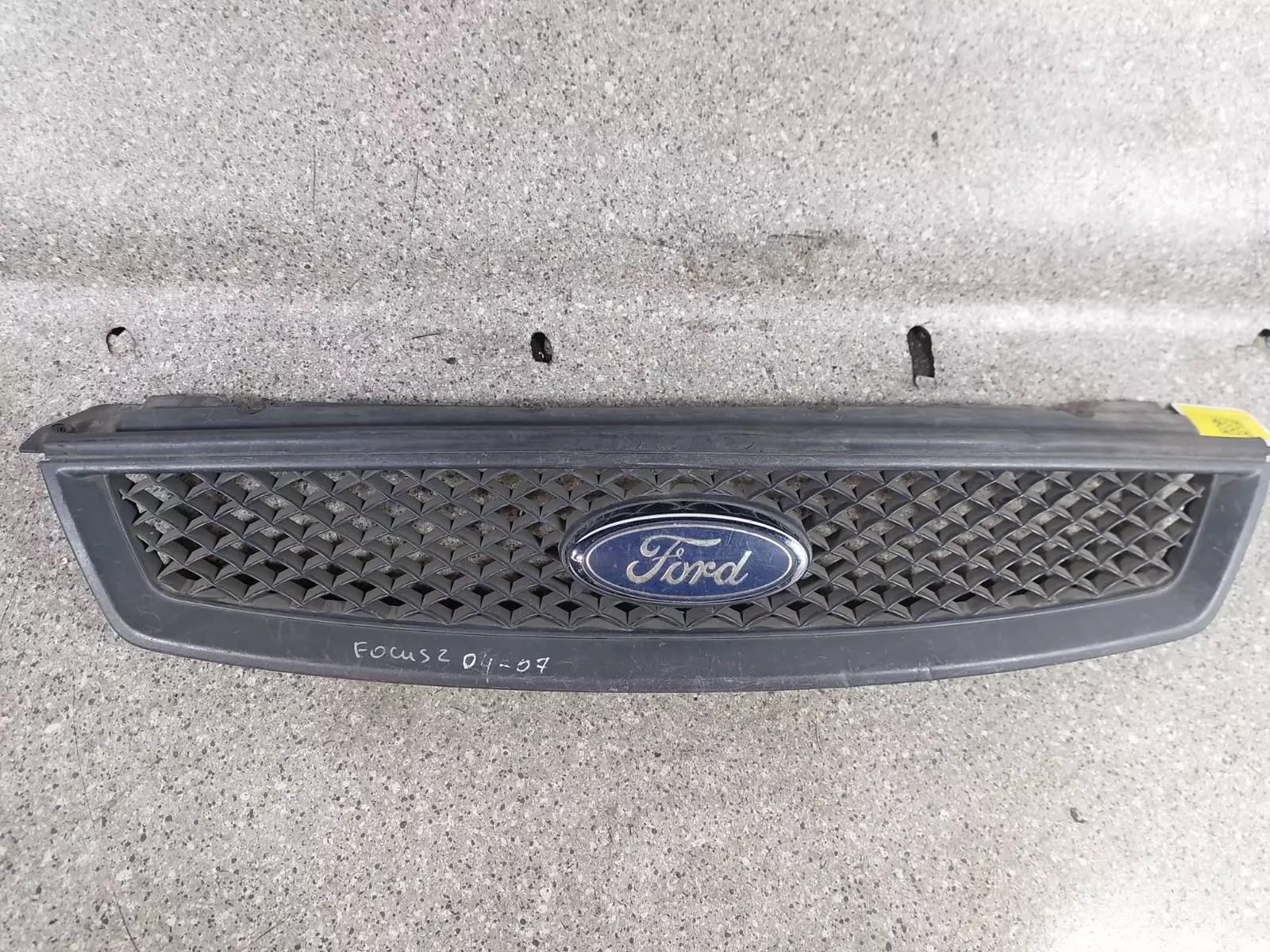 Решетка радиатора к Ford Focus 2006