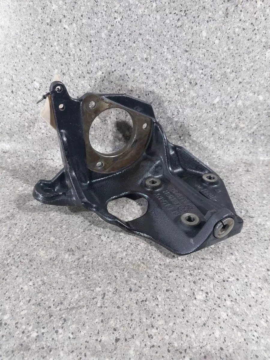 Крепление ТНВД к Volkswagen Volt 2001