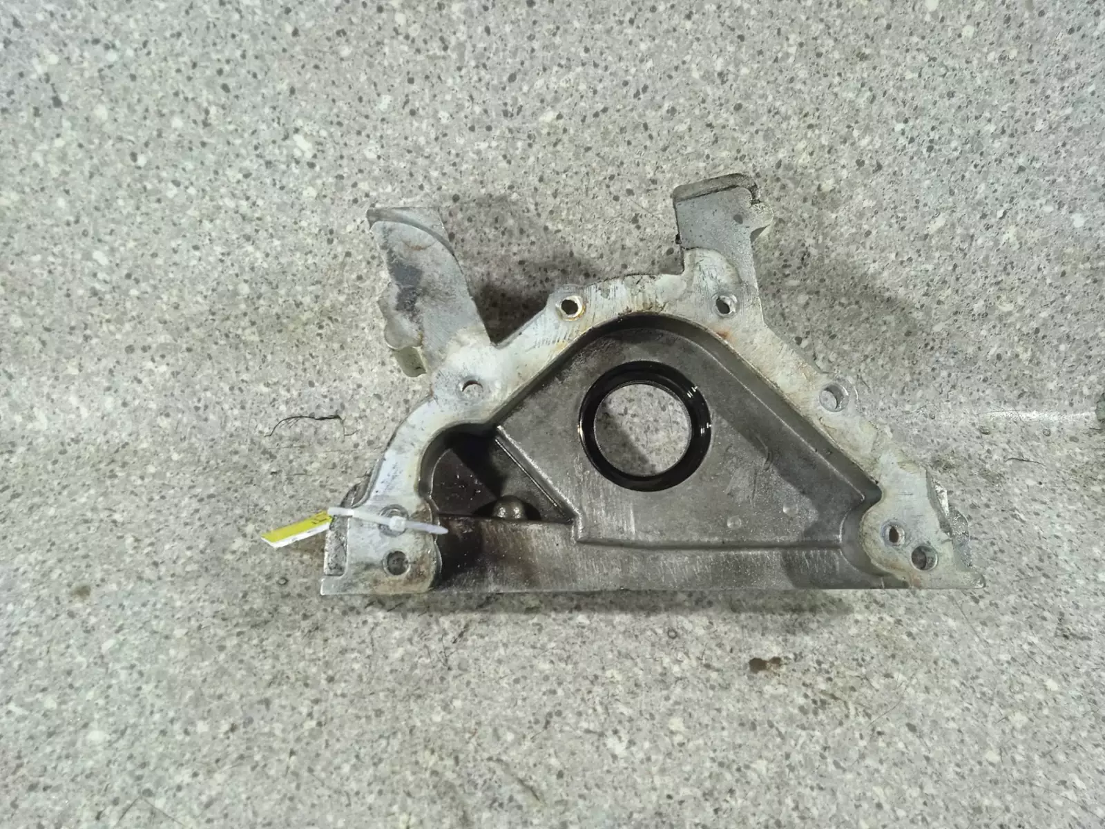 Крышка коленвала к Audi A4 2003