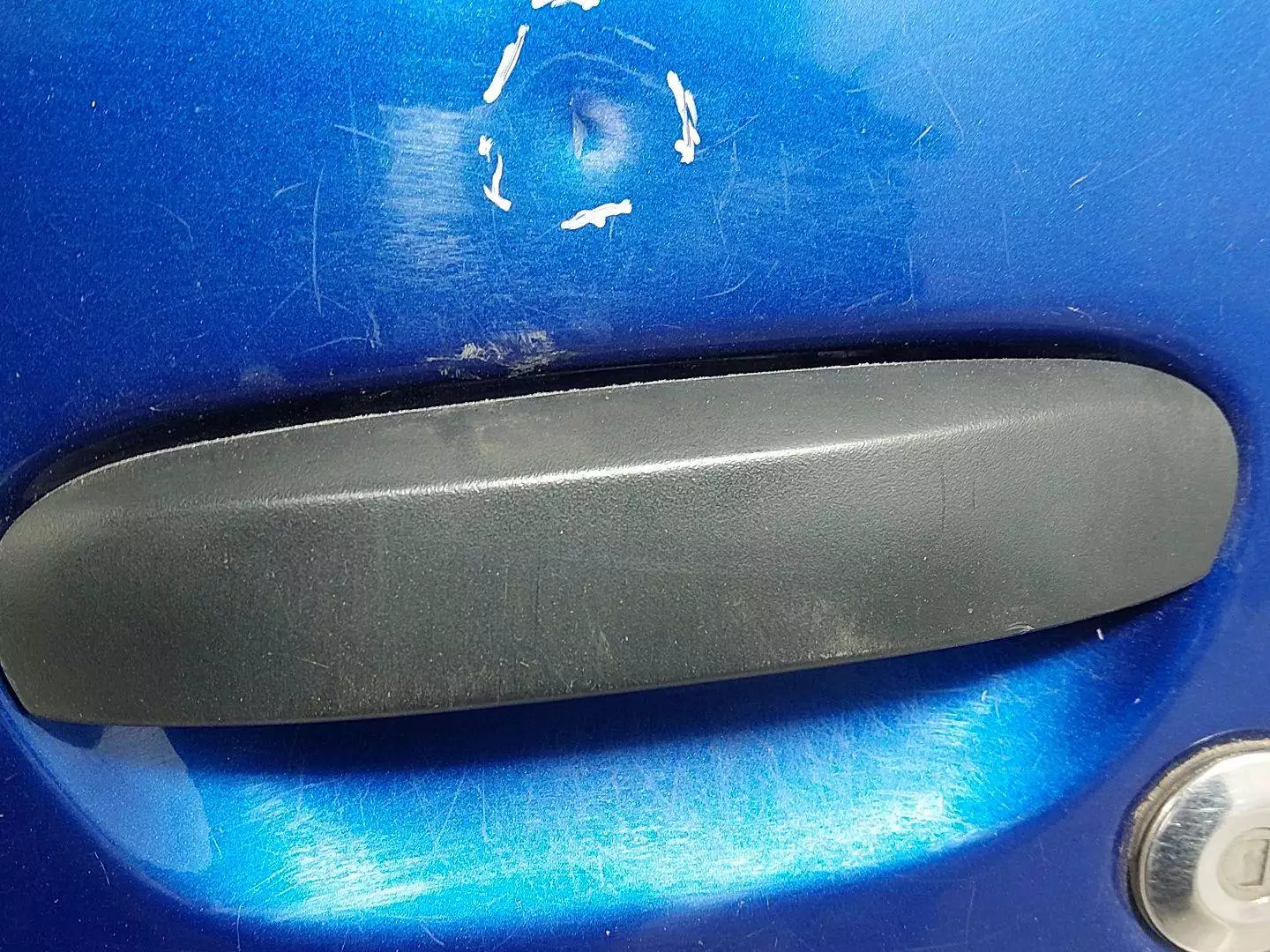 Ручка наружная передняя левая к Mitsubishi Colt 2010
