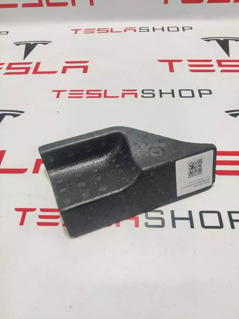 Пол багажника к Tesla Model X 2018