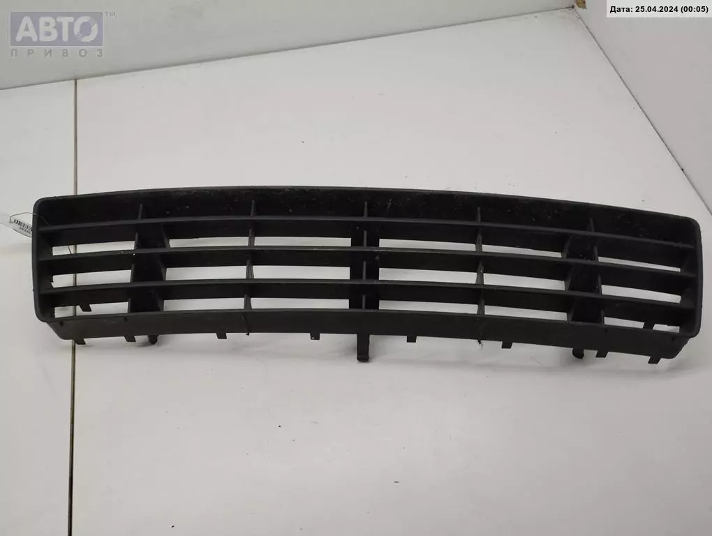 Решетка бампера к Audi A6 2000