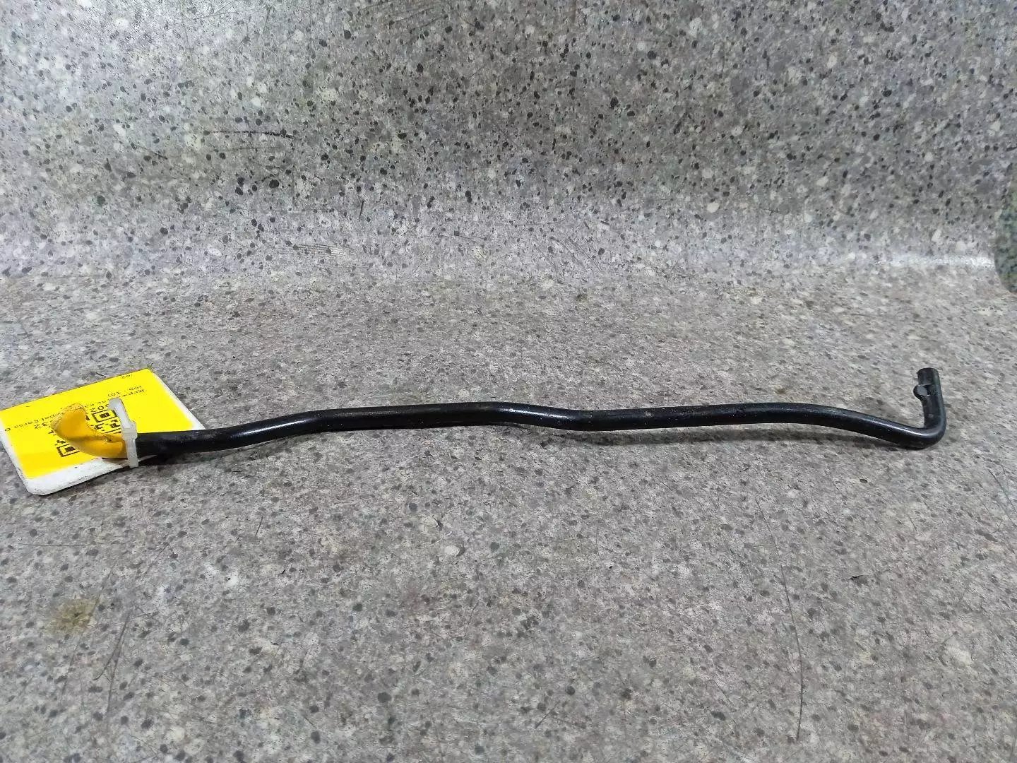 Держатель капота к Opel Corsa 2008