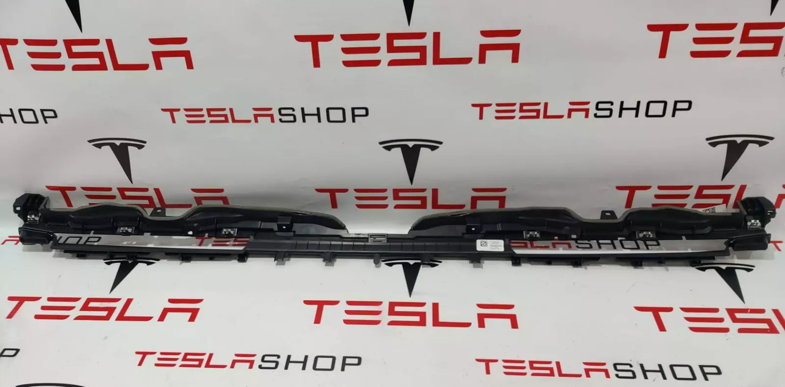 Кронштейн к Tesla Model Y 2021