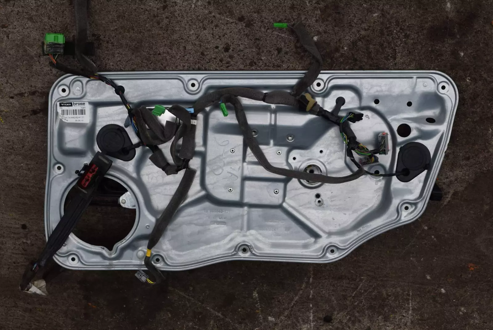 Стеклоподъемник передний правый к Volvo XC70 2015