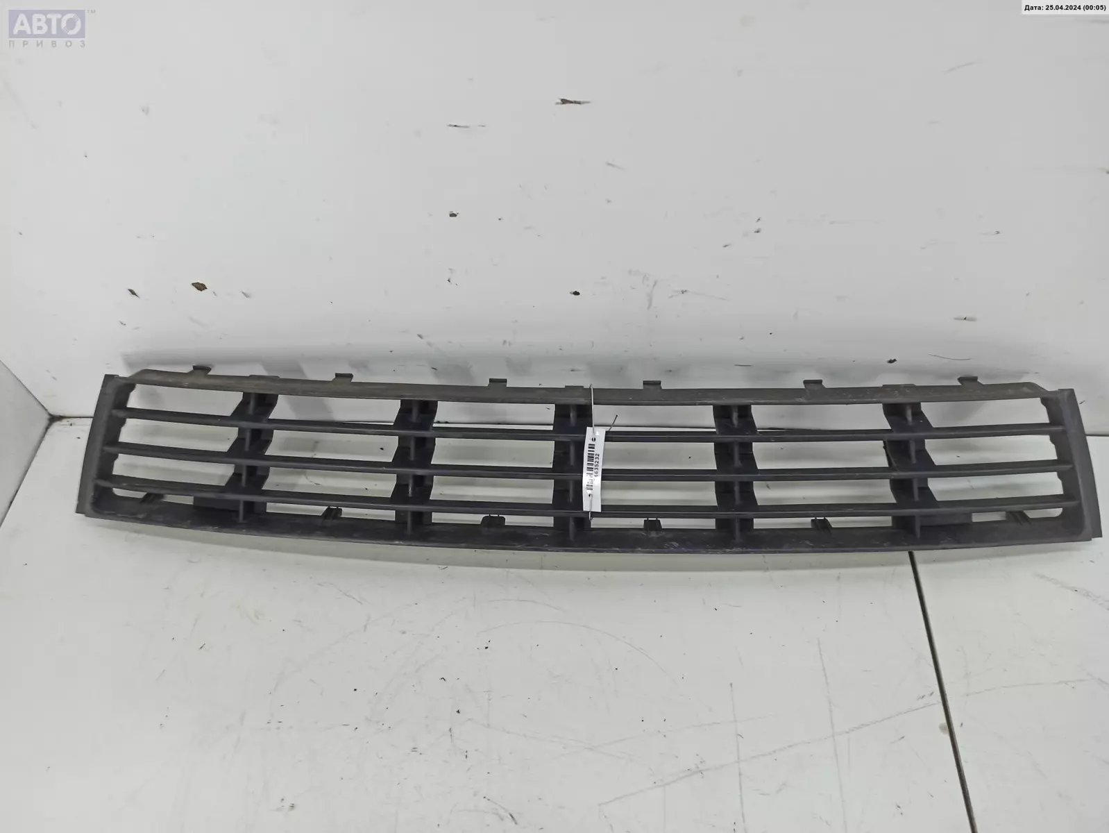 Решетка бампера к Audi A4 1999