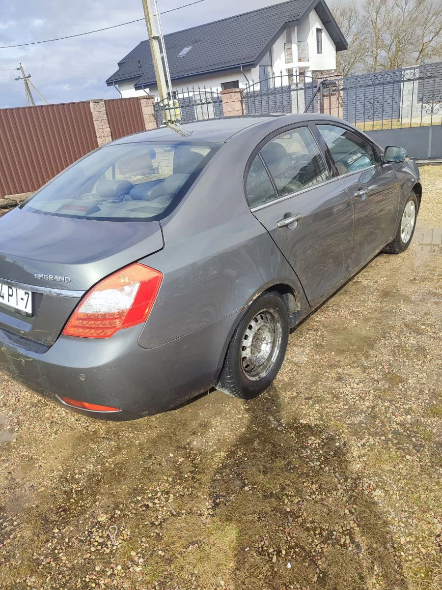 Geely Emgrand EC7 2014,