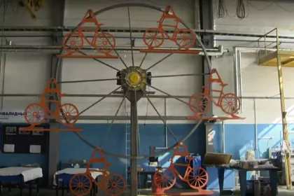 В Могилеве установят вертикальную велопарковку в виде колеса обозрения