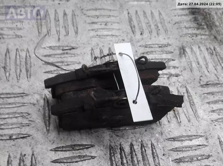 Тормозные колодки к Volkswagen Bora 2001