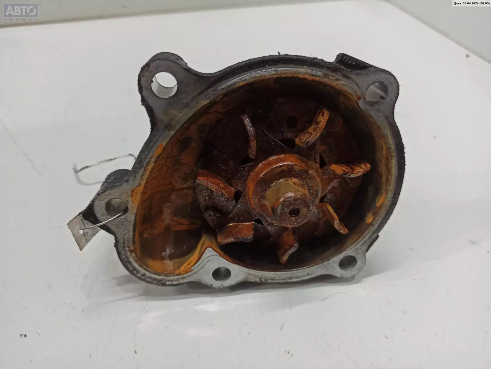Помпа к Opel Astra 2004