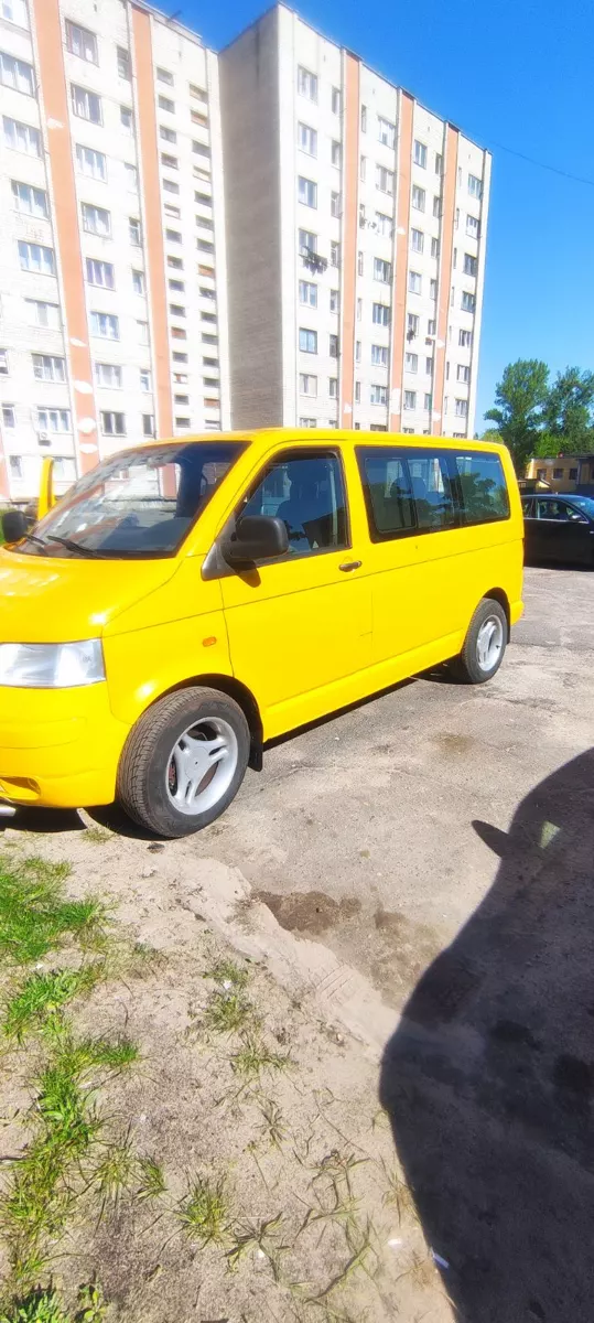 Volkswagen Caravelle T5, 2004
