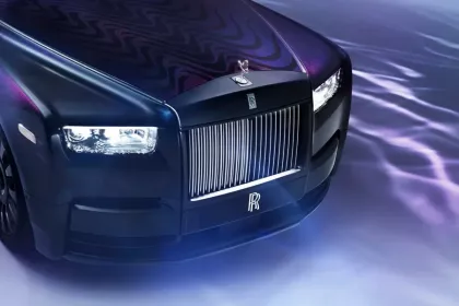 Rolls-Royce расширяет производство, чтобы работать дольше и дороже
