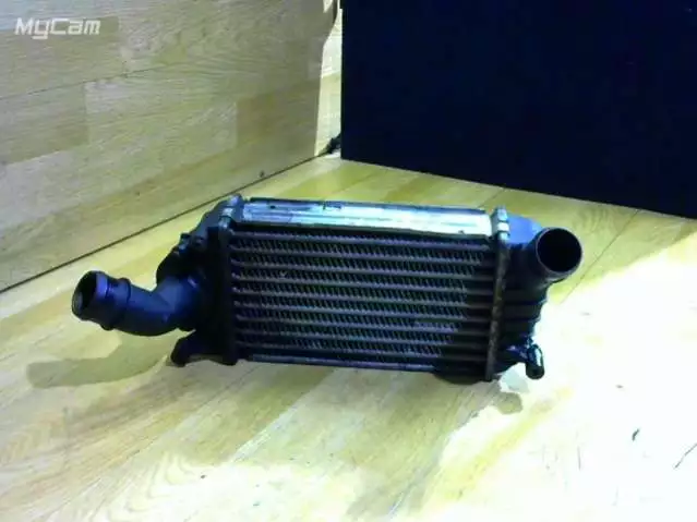 Интеркулер к Volkswagen Polo 2001