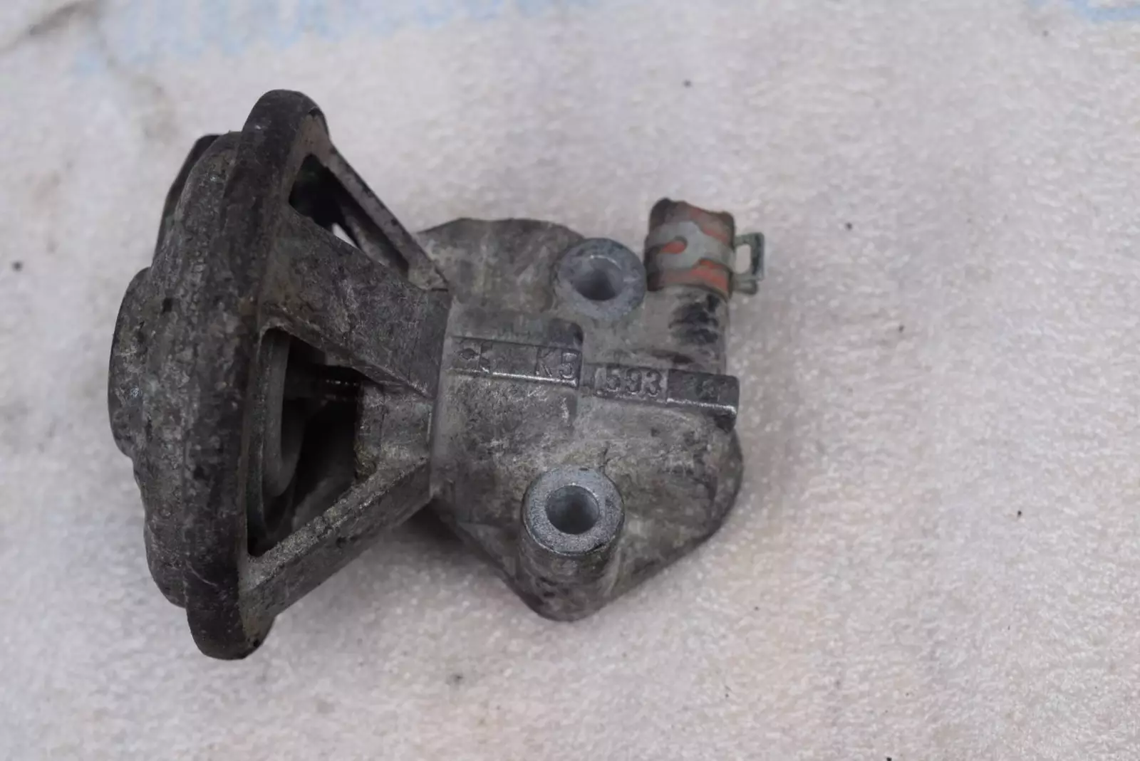 Клапан EGR к Mazda 626 1996