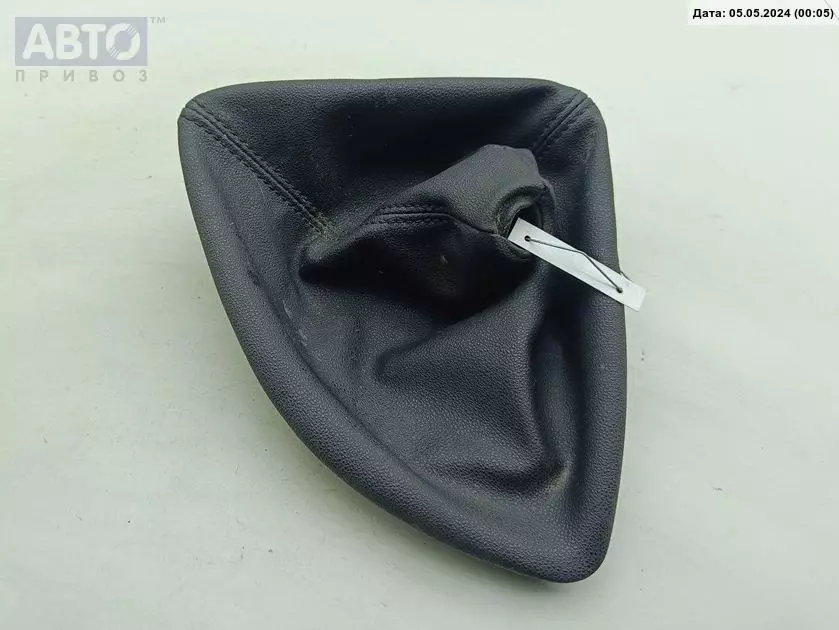 Чехол рычага КПП к BMW 1 series 2005