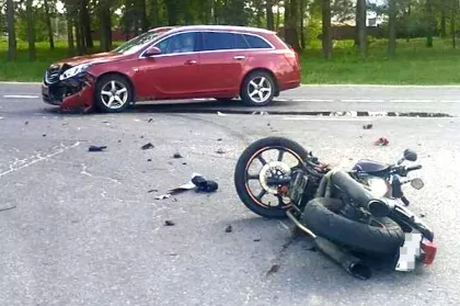 29-летний мотоциклист серьезно пострадал в ДТП в Дятлово