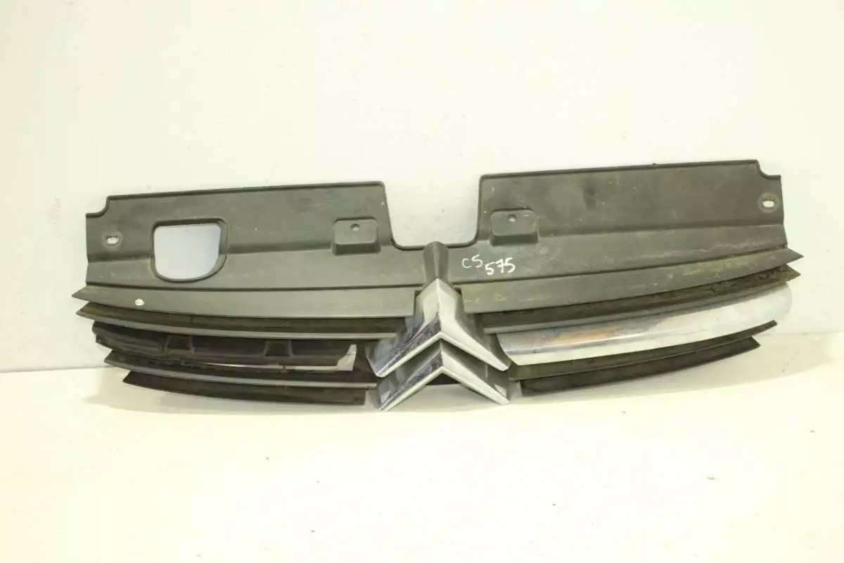 Решетка радиатора к Citroen C5 2002