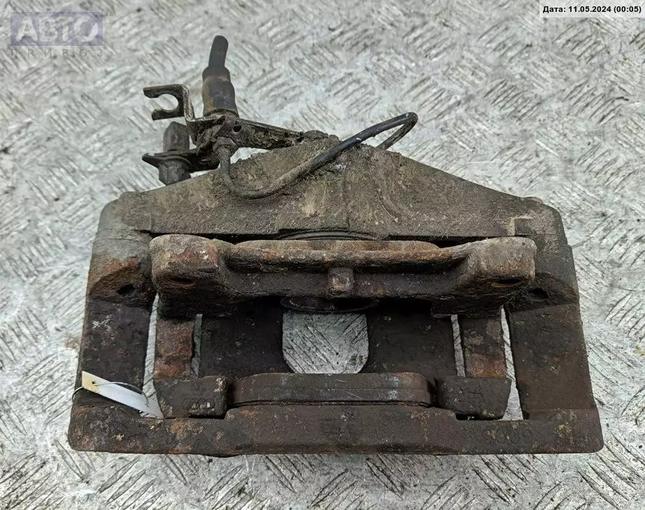 Суппорт к Audi A4 2002