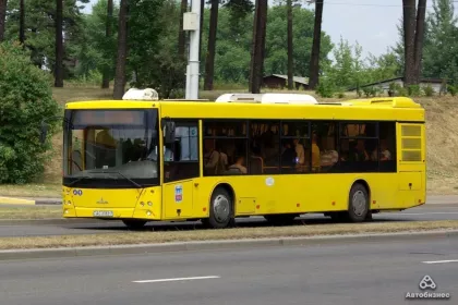 К Радунице в столице увеличили число автобусных рейсов к местам захоронений