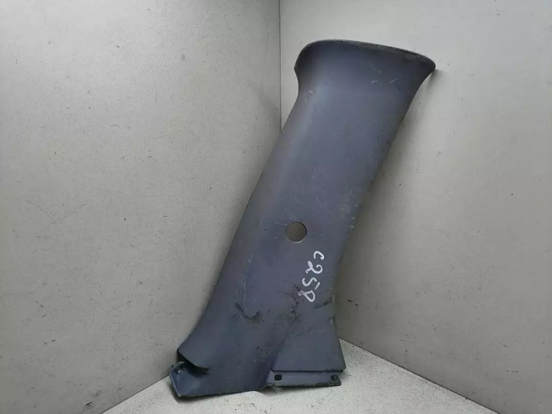 Пластик к Toyota Estima 2003