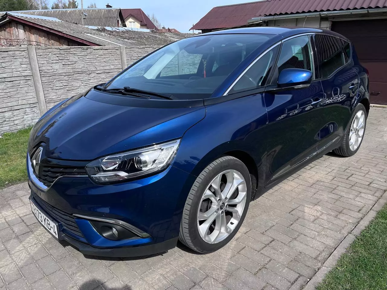 Купить Рено Сценик бу, цены на продажу Renault Scenic с пробегом