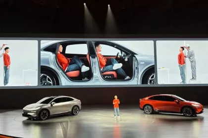 На презентации Onvo L60 сравнили с Tesla Model Y