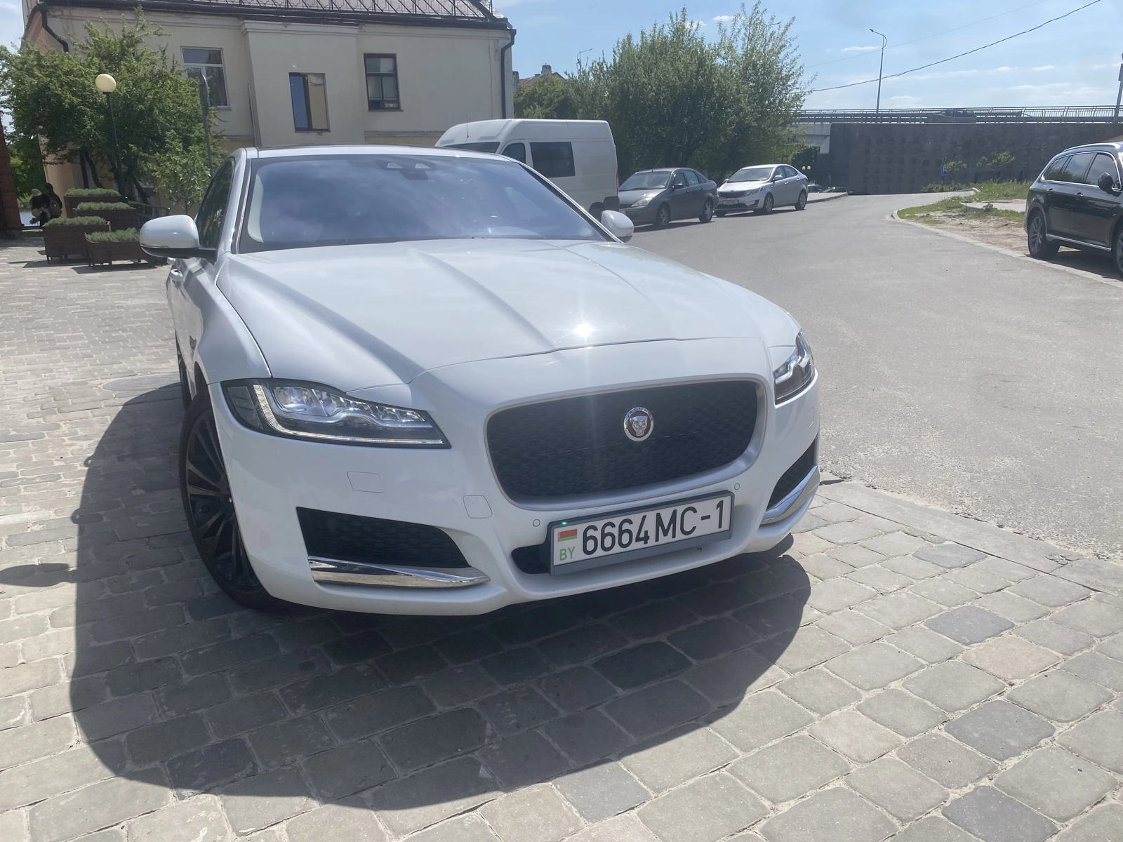 Jaguar XF II, 2017