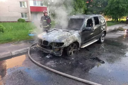 Под Могилевом сгорел BMW X5