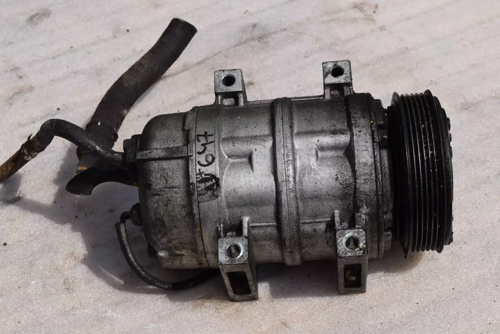 Компрессор кондиционера к Volvo V70 2001