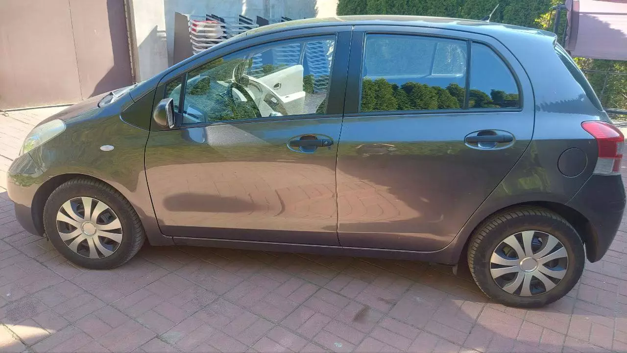 Toyota Yaris II Рестайлинг, 2010