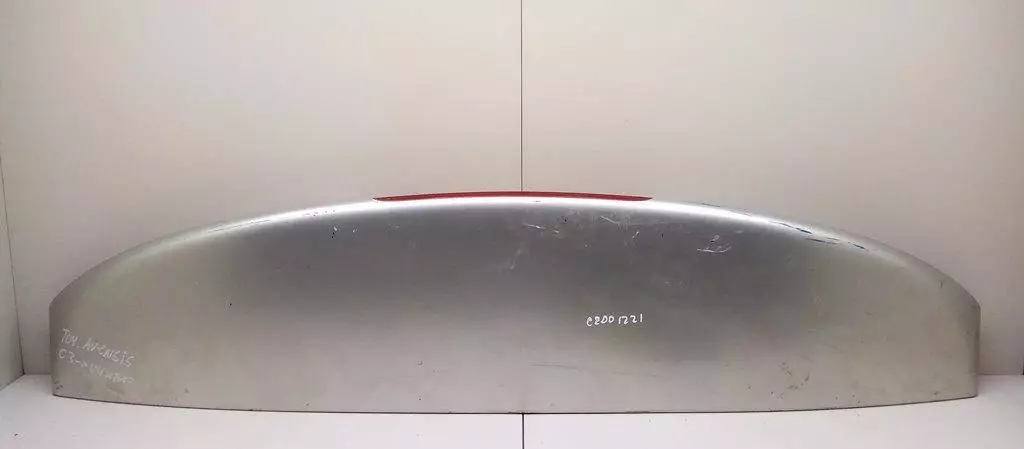 Спойлер к Toyota Avensis 2006