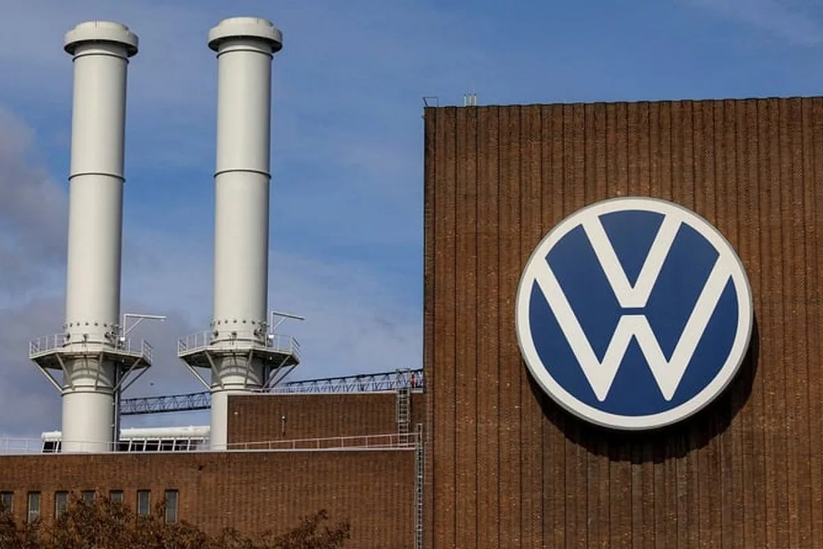 VW выступила против повышения тарифов ЕС на китайские электромобили
