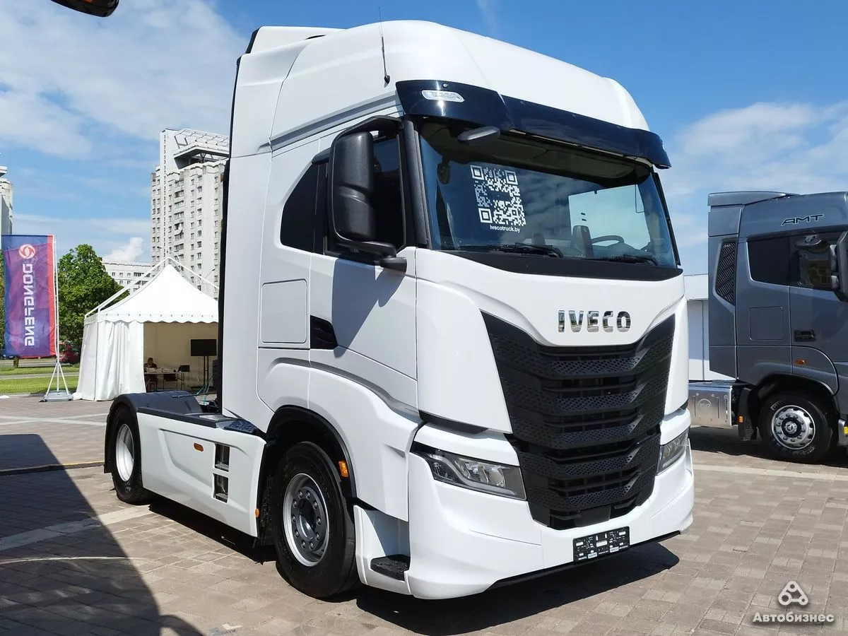 магистральный тягач Iveco S-Way AS440S49T/P