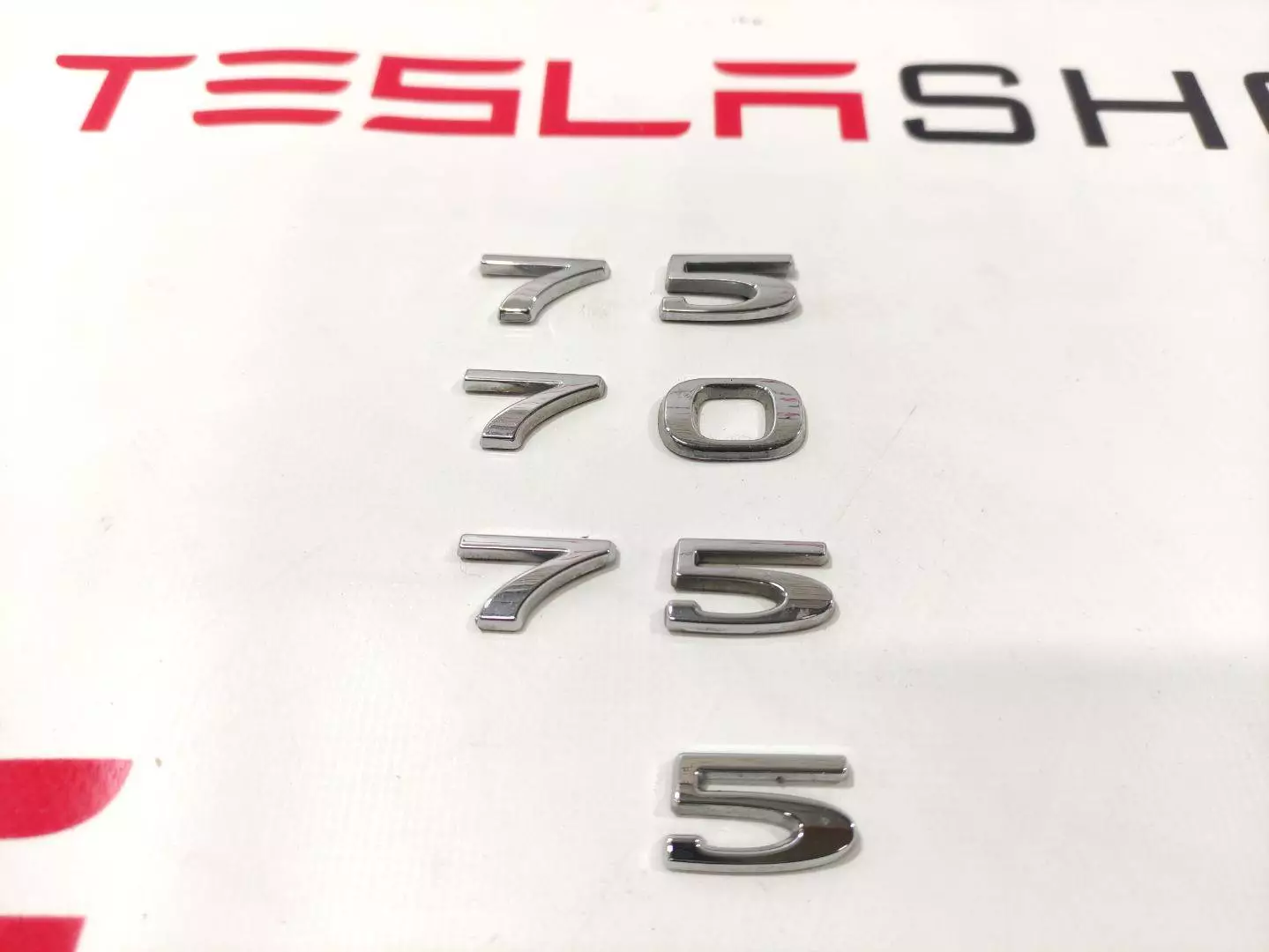 Эмблема к Tesla Model S 2019