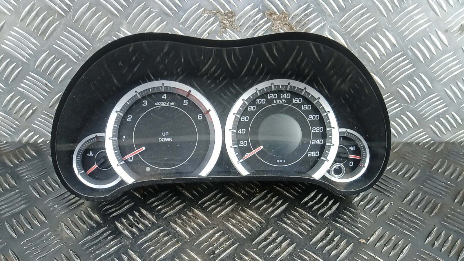 Рамка под магнитолу к Honda Accord 2009
