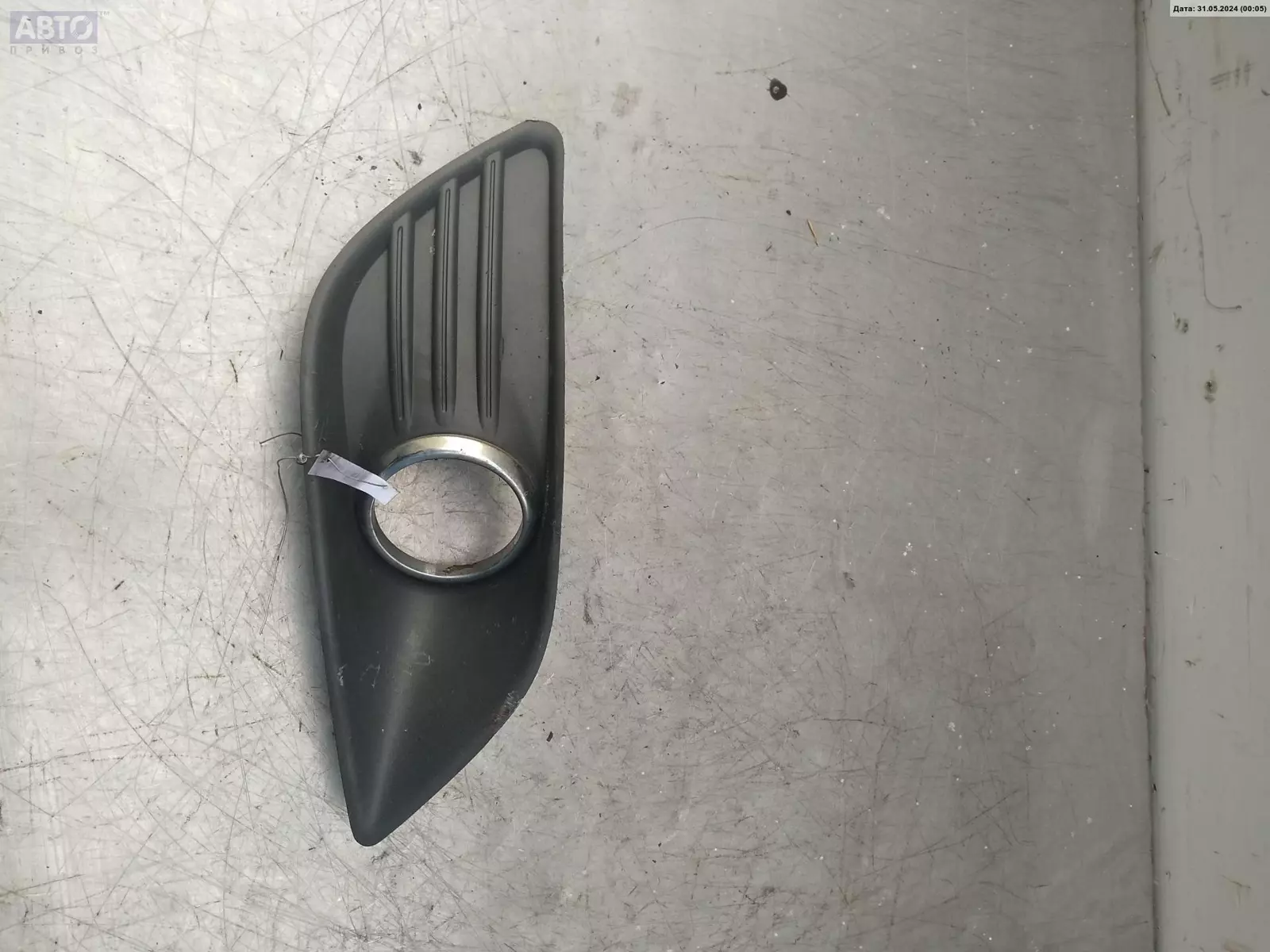 Решетка бампера к Ford Focus 2009